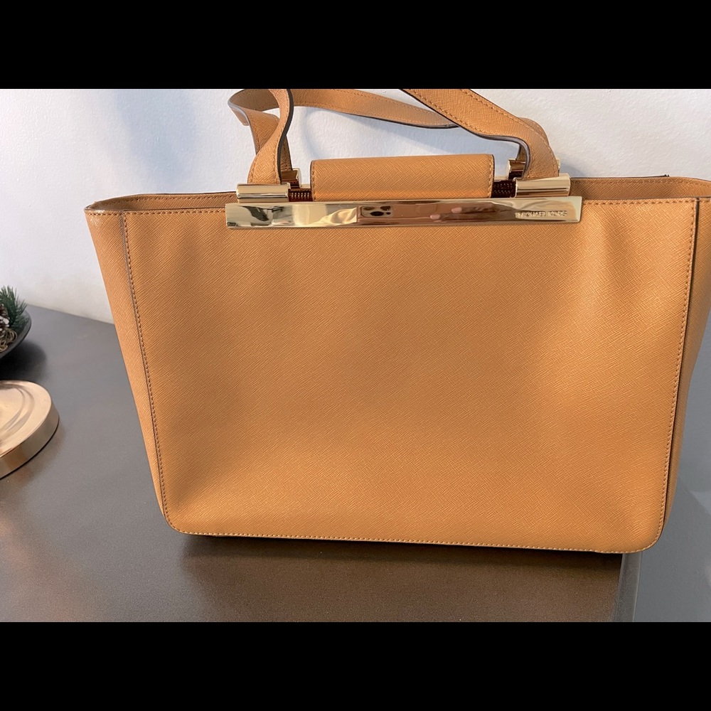 MICHAEL KORS TILDA Honey Yellow Brown TEXTURED  LEATHER TOTE BAG PURSE